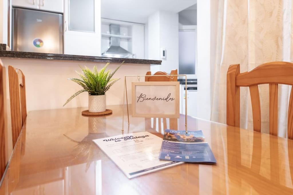 Encantador Apartamento Cerca Del Mar Малага Экстерьер фото