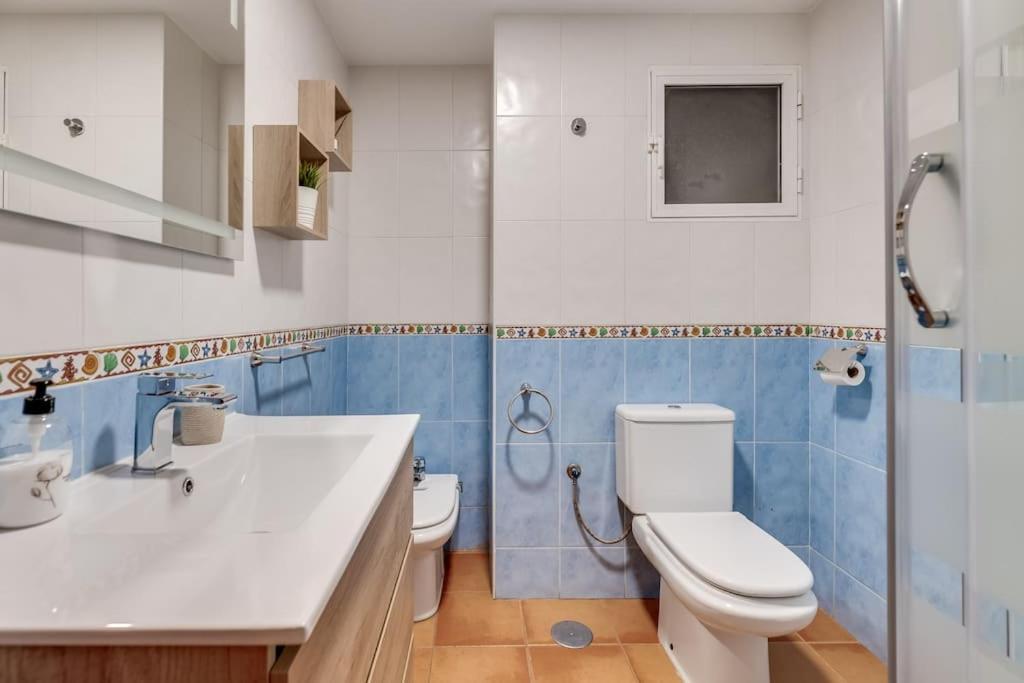 Encantador Apartamento Cerca Del Mar Малага Экстерьер фото