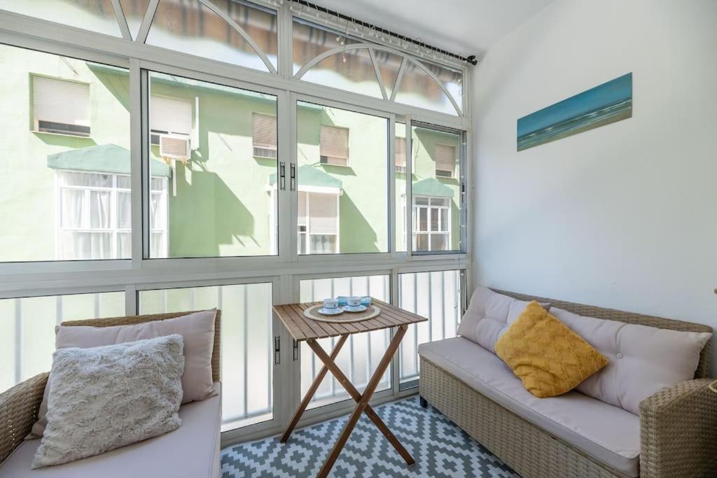 Encantador Apartamento Cerca Del Mar Малага Экстерьер фото